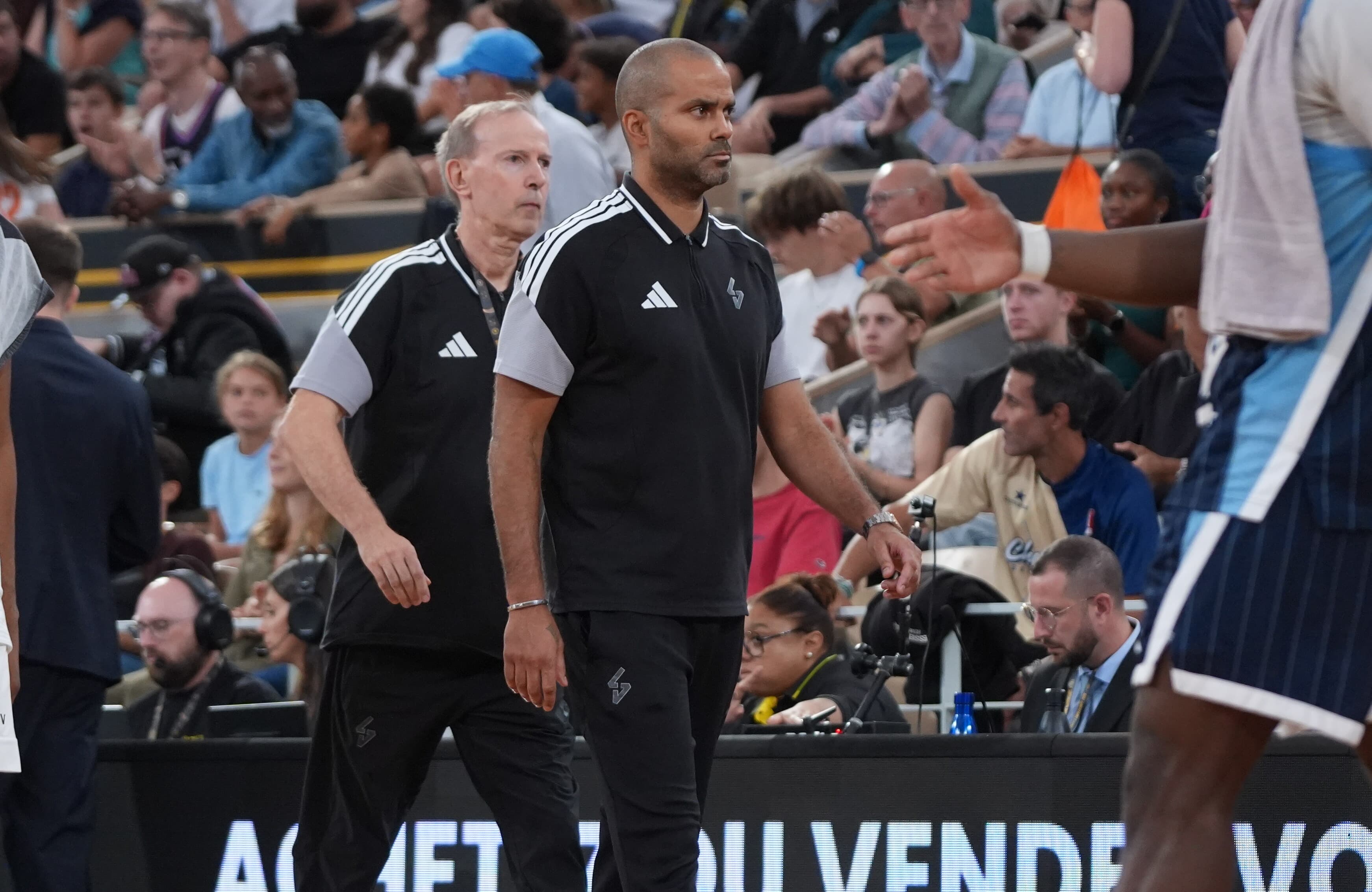 Tony Parker responds to the Joffrey Lauvergne case: "No recruiting ban has been issued"