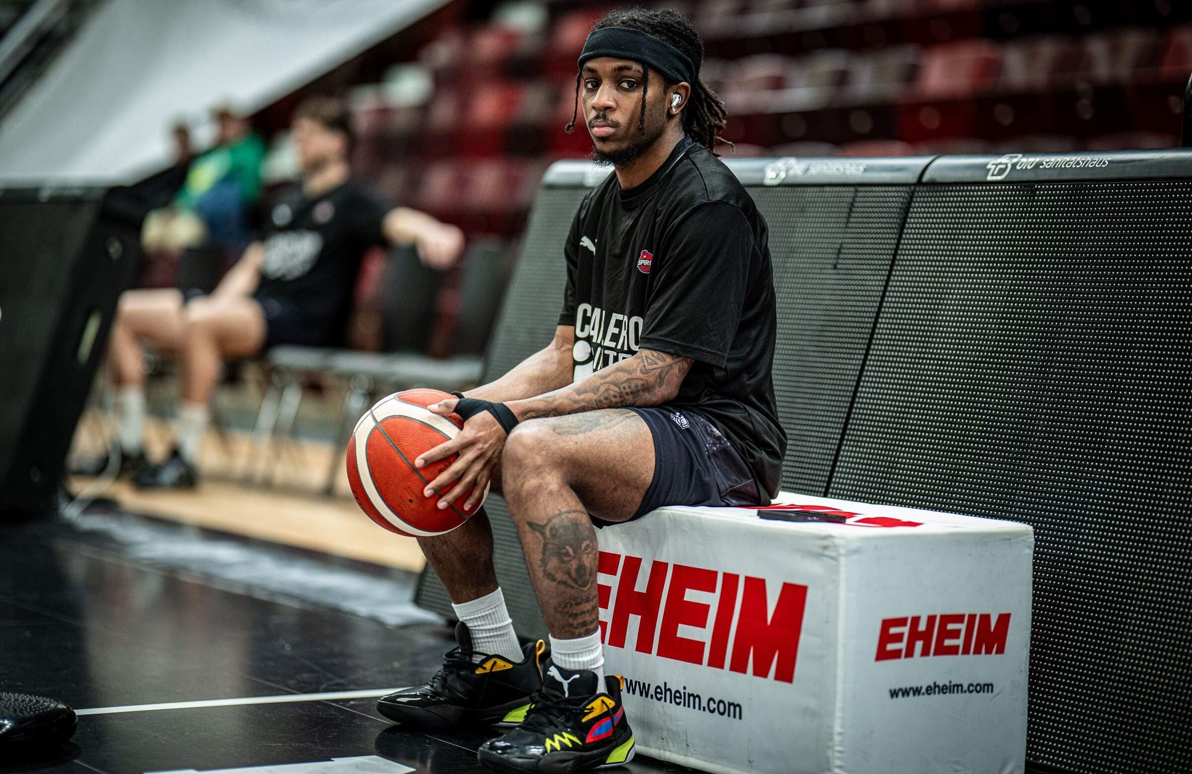 Fribourg Olympic Signs American Point Guard Chris Lykes