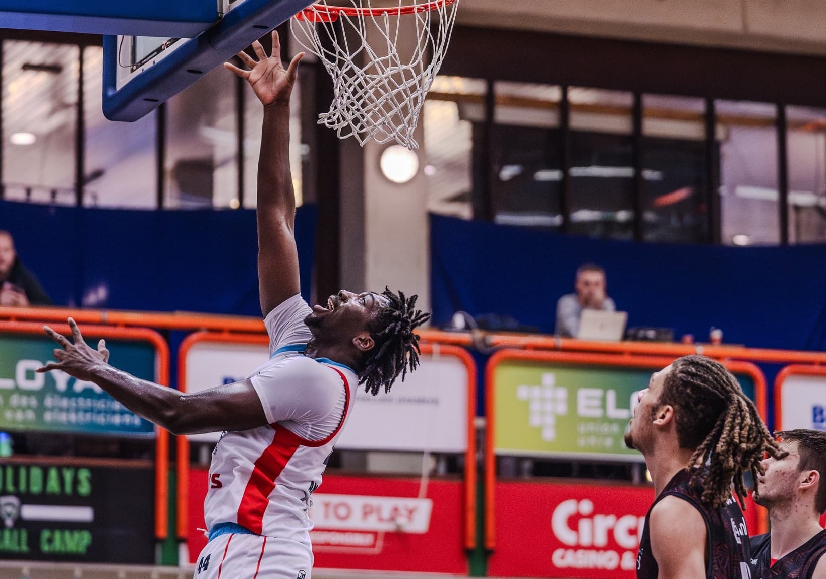 Jared Ambrose extends with Brussels after breakthrough in 2024-2025