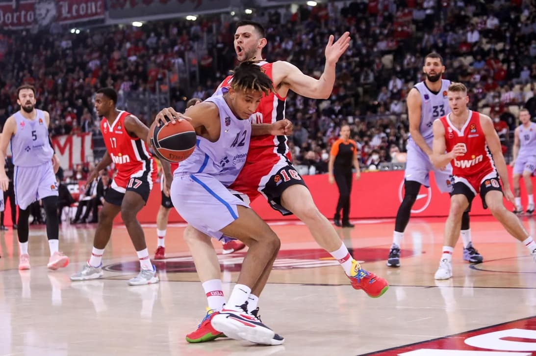 Julien Cortey on Michael Caicedo: « A big Spanish prospect who will bring us aggressiveness »