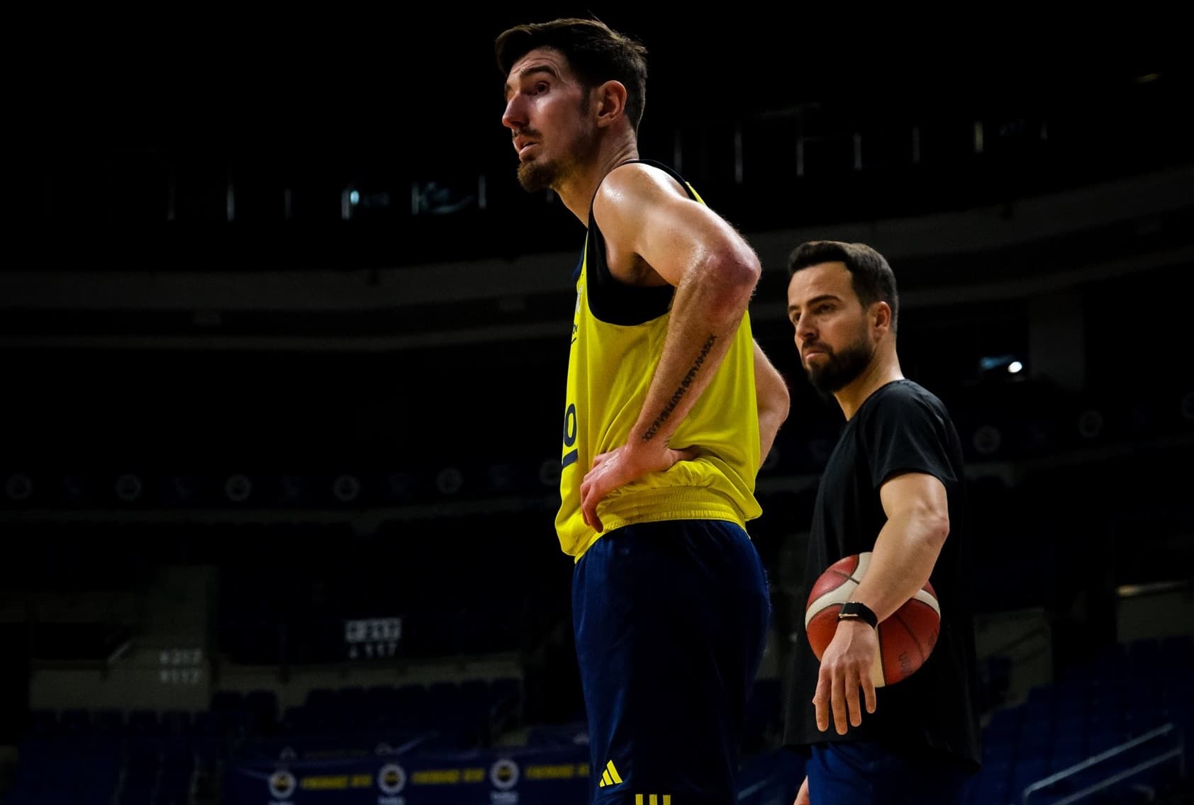 « Players like that don’t exist anymore today »: Jasikevicius full of praise for Nando De Colo