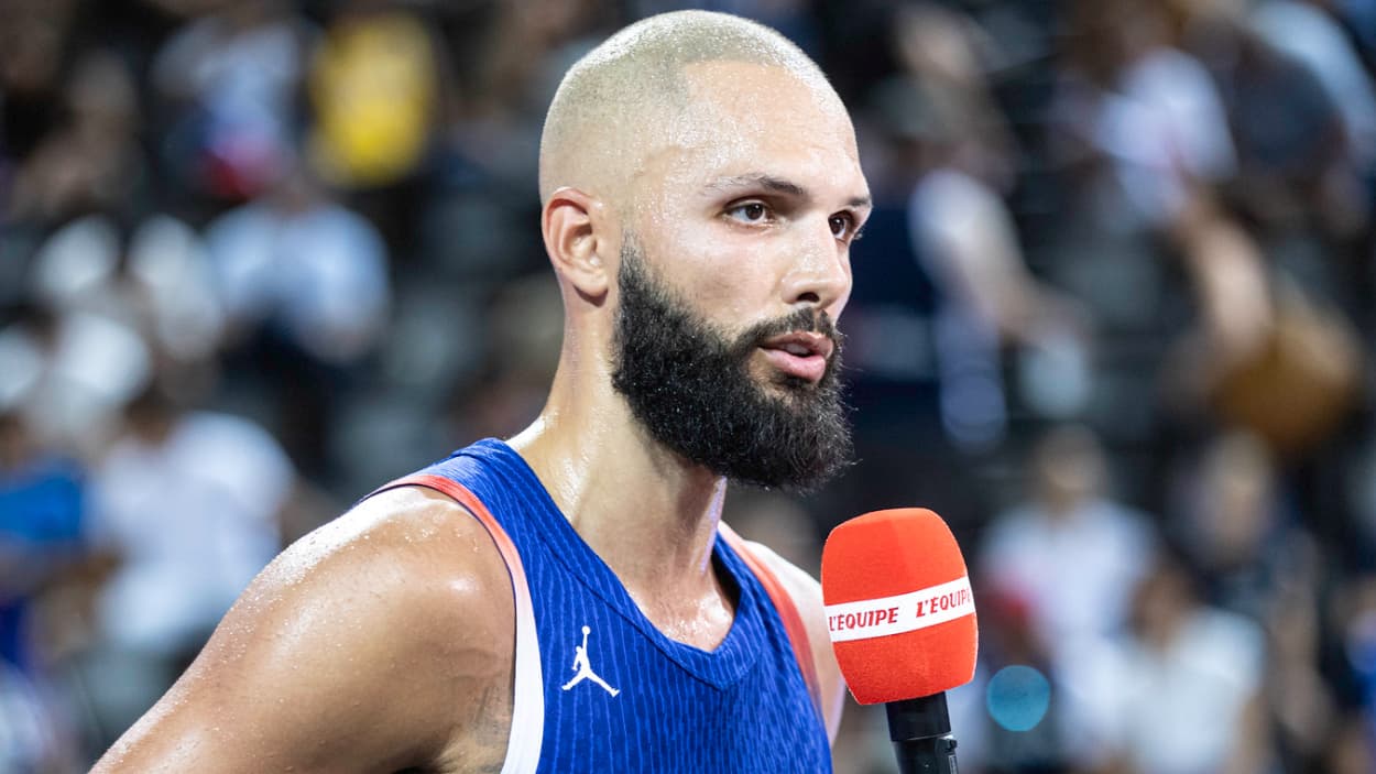 Evan Fournier (France) speaking to L'Equipe TV Evan Fournier (France) speaking to L'Equipe TV